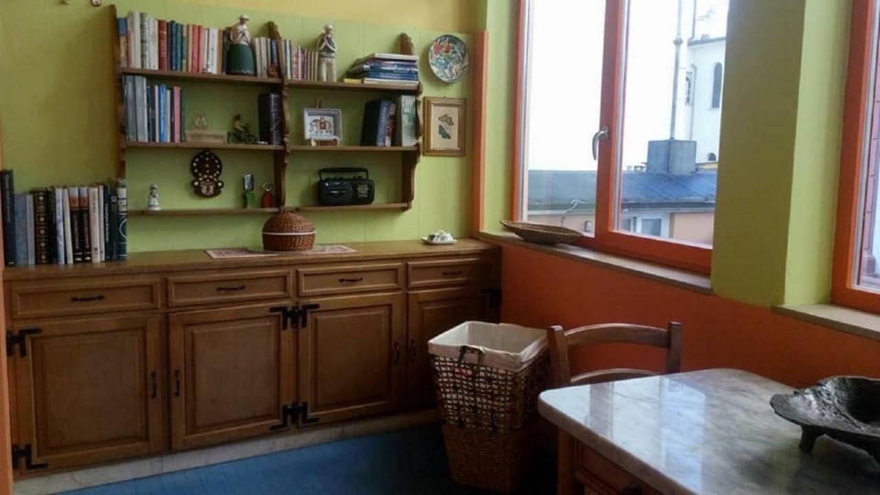 شقة Benvenuti A Casa Incerpi مونتيكاتيني تيرمي المظهر الخارجي الصورة